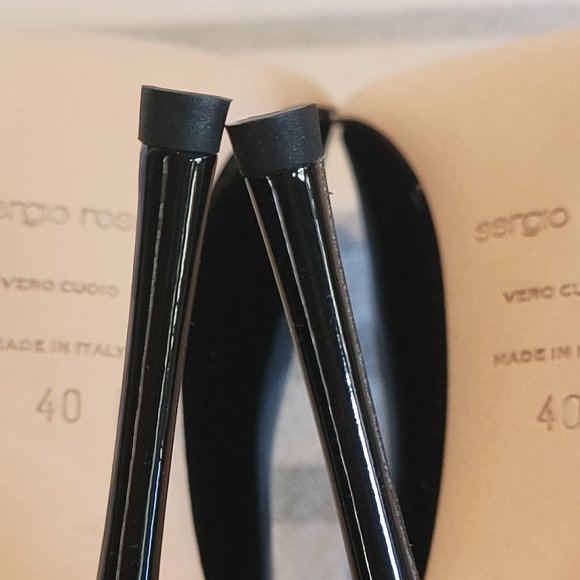 Sergio Rossi Godiva Black Patent Pumps - Picture 6 of 15